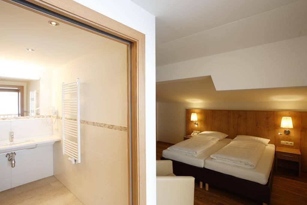 זאלבך הינטרגלם Familien & Wohlfuhlhotel Johanneshof מראה חיצוני תמונה